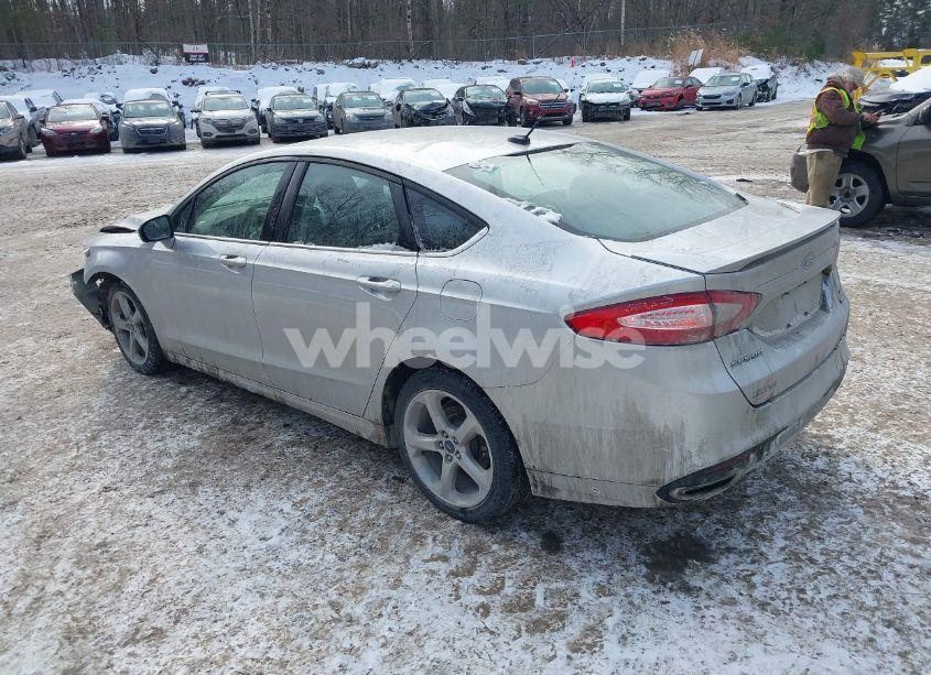 Photo 3 of 2015 Ford Fusion SE (VIN 3FA6P0T99FR175751)