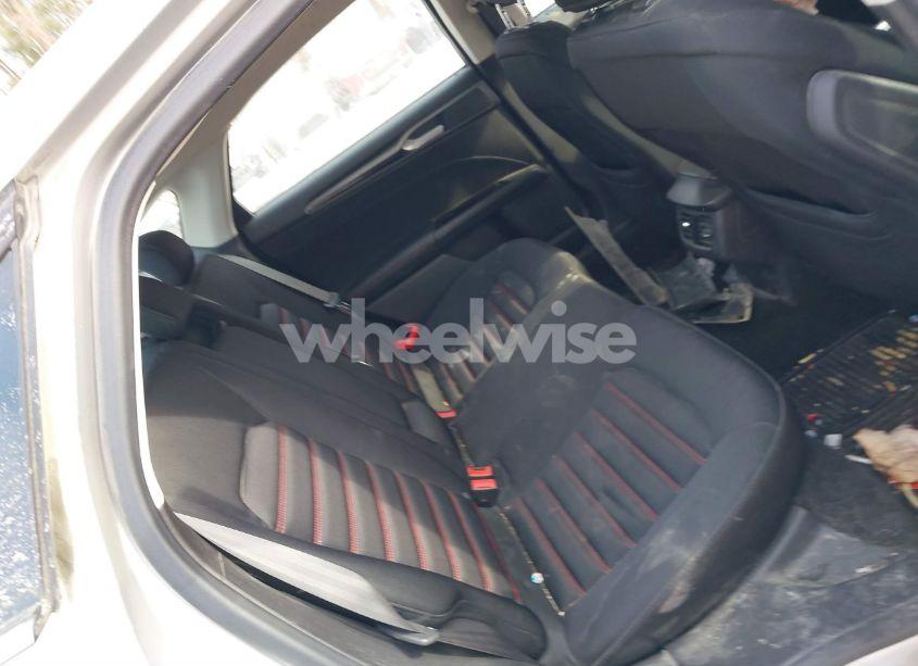 Photo 8 of 2015 Ford Fusion SE (VIN 3FA6P0T99FR175751)