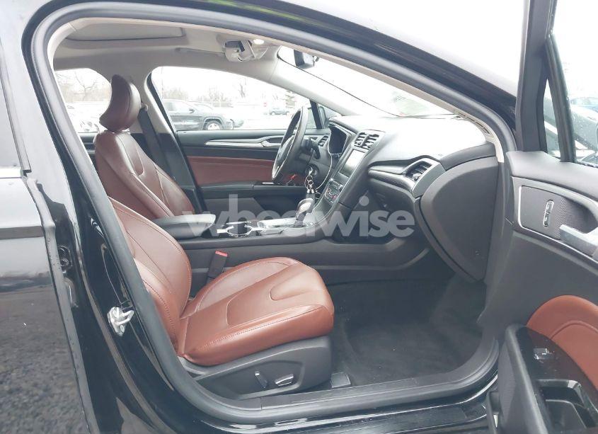 Photo 5 of 2016 Ford Fusion SE (VIN 3FA6P0T99GR267590)