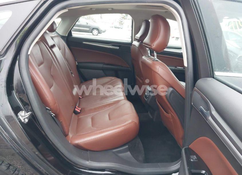 Photo 8 of 2016 Ford Fusion SE (VIN 3FA6P0T99GR267590)