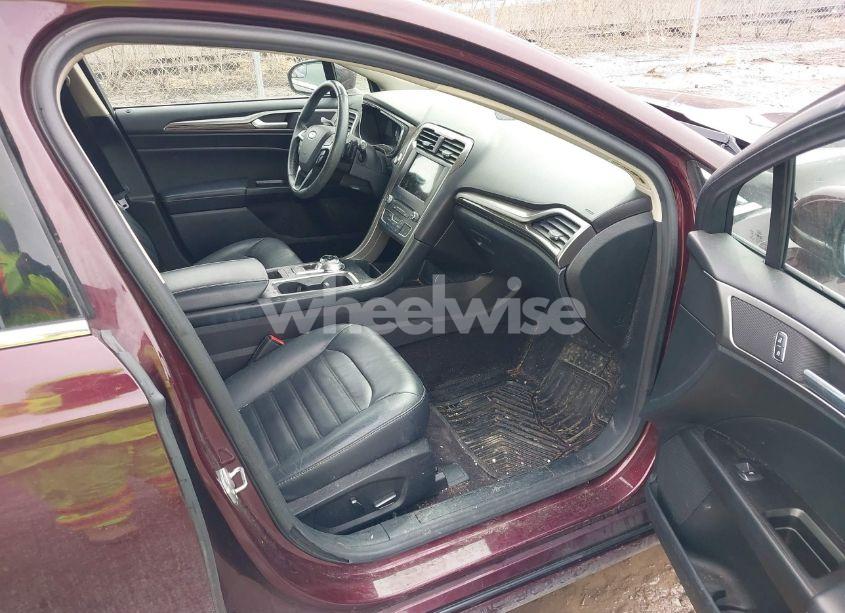 Photo 5 of 2017 Ford Fusion SE (VIN 3FA6P0T99HR188986)