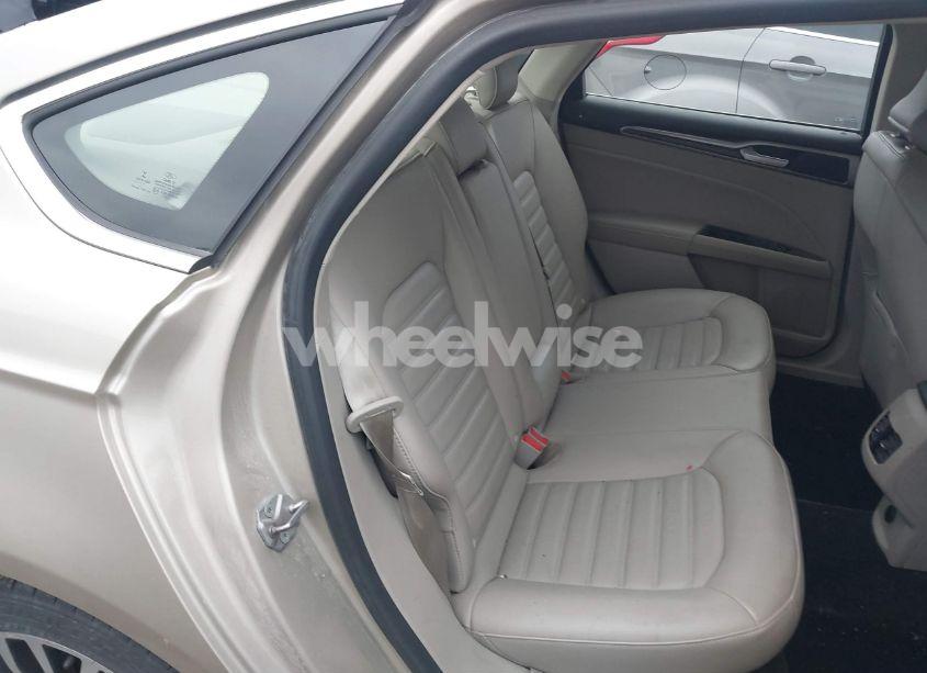 Photo 8 of 2017 Ford Fusion SE (VIN 3FA6P0T99HR302940)