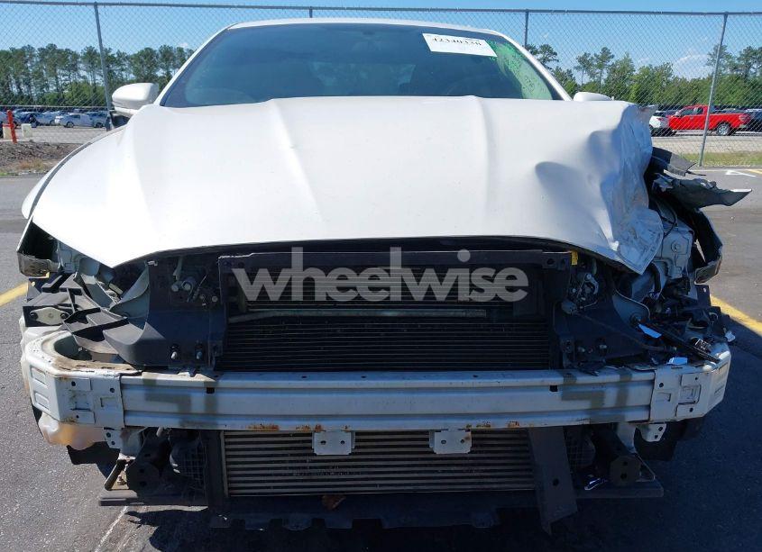 Photo 6 of 2017 Ford Fusion SE (VIN 3FA6P0T99HR303781)