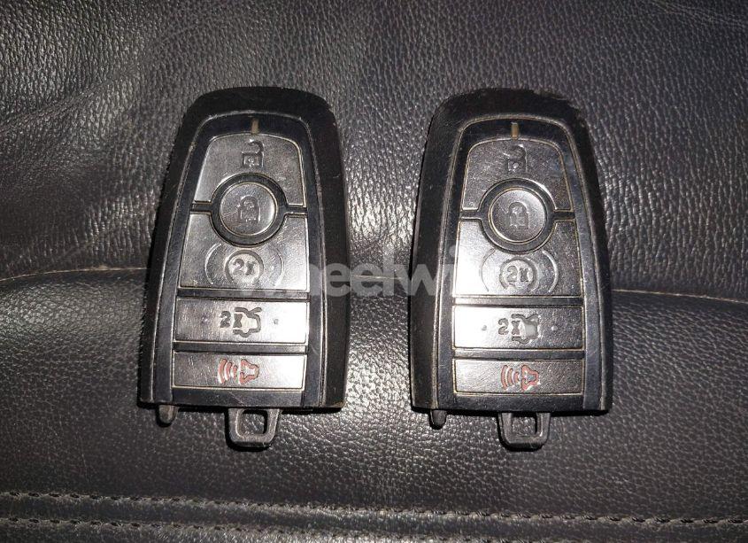 Photo 11 of 2017 Ford Fusion SE (VIN 3FA6P0T99HR387343)