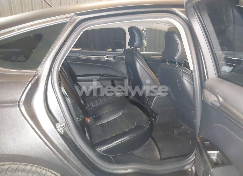 Photo 8 of 2017 Ford Fusion SE (VIN 3FA6P0T99HR387343)