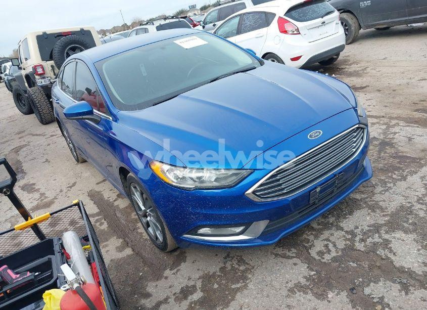 2017 Ford Fusion SE (VIN 3FA6P0T99HR388363) main photo