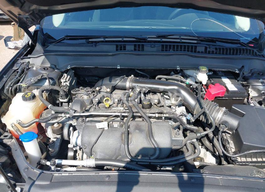 Photo 10 of 2019 Ford Fusion SE (VIN 3FA6P0T99KR103782)