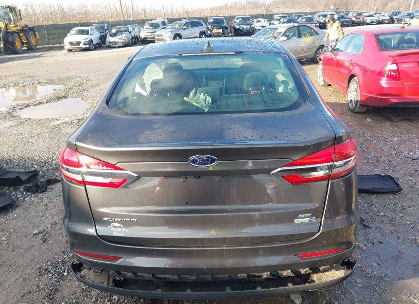 Photo 16 of 2019 Ford Fusion SE (VIN 3FA6P0T99KR270479)