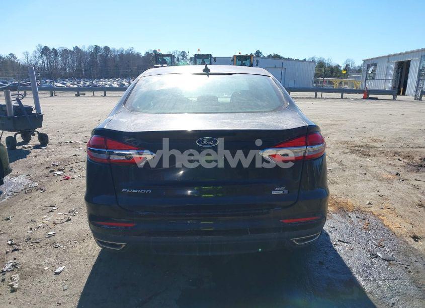 Photo 16 of 2019 Ford Fusion SE (VIN 3FA6P0T99KR274807)
