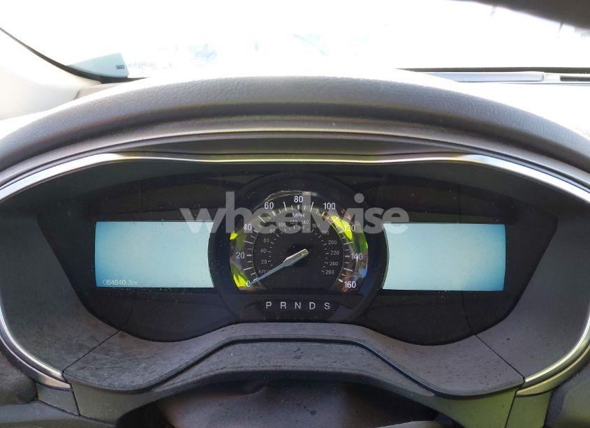 Photo 7 of 2019 Ford Fusion SE (VIN 3FA6P0T99KR274807)