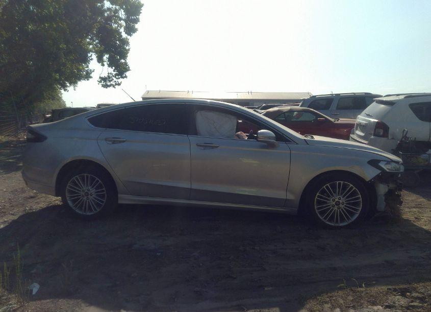 Photo 13 of 2016 Ford Fusion SE (VIN 3FA6P0T9XGR267601)