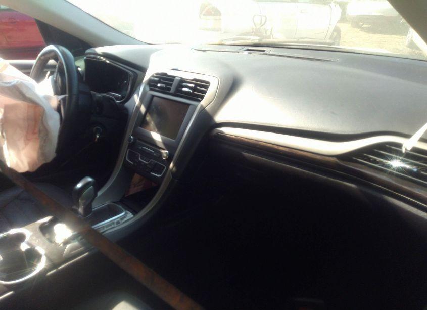 Photo 5 of 2016 Ford Fusion SE (VIN 3FA6P0T9XGR267601)