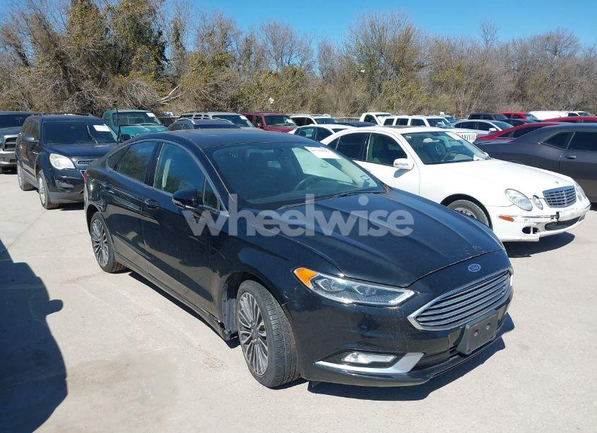 2017 Ford Fusion SE (VIN 3FA6P0T9XHR200014) main photo