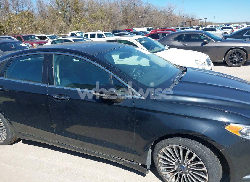 Photo 13 of 2017 Ford Fusion SE (VIN 3FA6P0T9XHR200014)