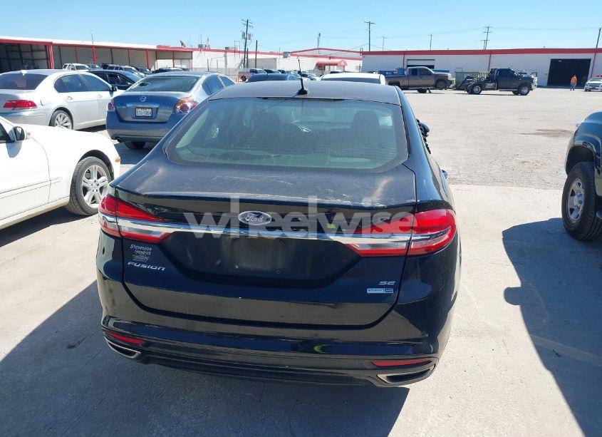 Photo 16 of 2017 Ford Fusion SE (VIN 3FA6P0T9XHR200014)