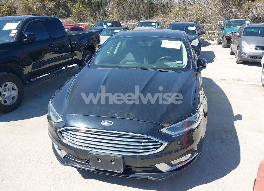 Photo 6 of 2017 Ford Fusion SE (VIN 3FA6P0T9XHR200014)