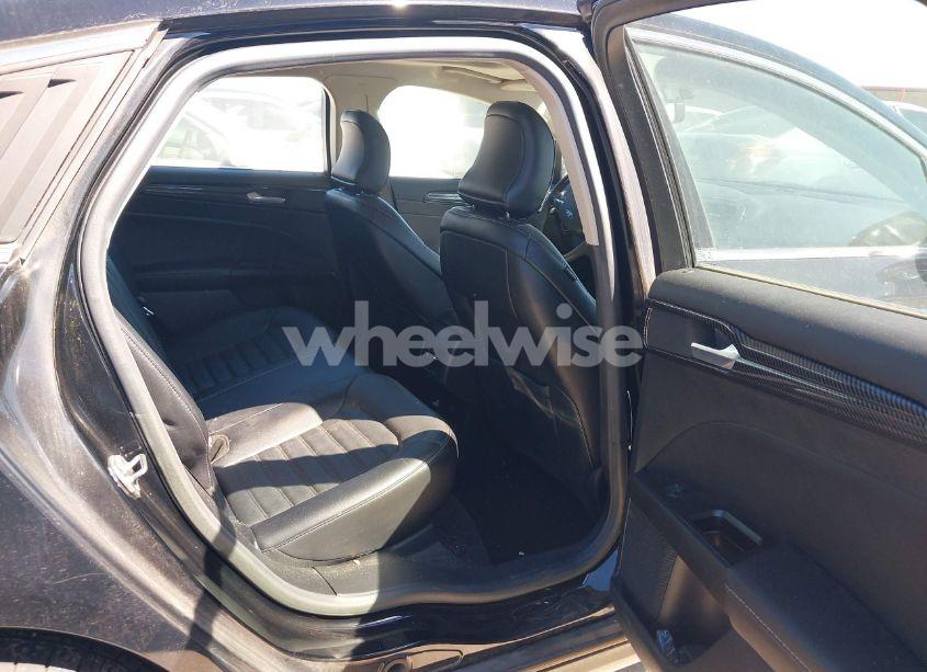 Photo 8 of 2017 Ford Fusion SE (VIN 3FA6P0T9XHR200014)