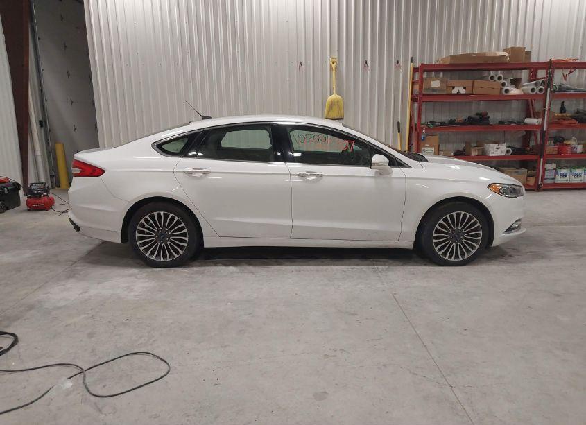 Photo 13 of 2017 Ford Fusion SE (VIN 3FA6P0T9XHR208937)
