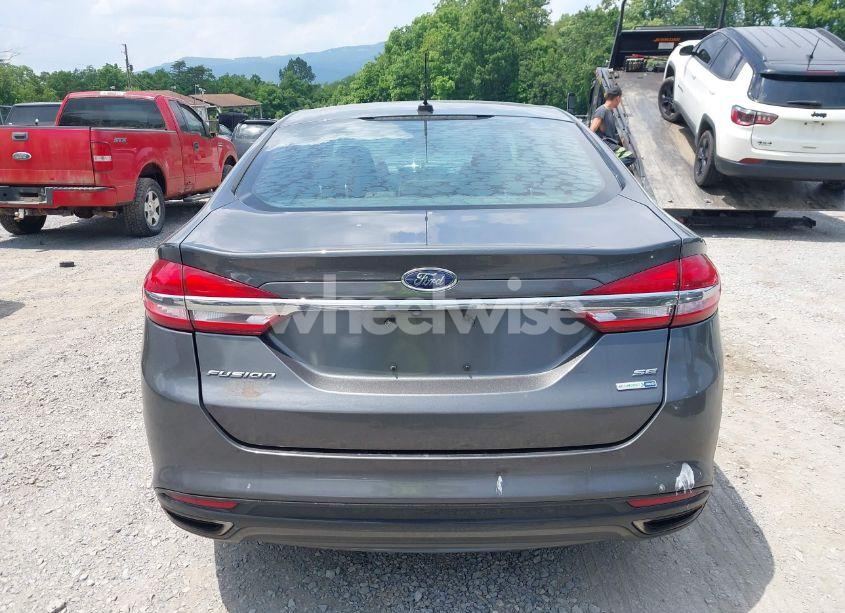 Photo 16 of 2017 Ford Fusion SE (VIN 3FA6P0T9XHR339091)