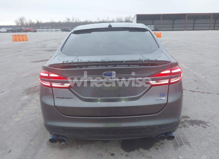 Photo 16 of 2017 Ford Fusion SE (VIN 3FA6P0T9XHR372799)