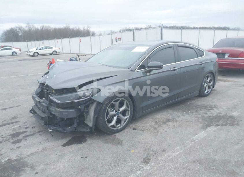 Photo 2 of 2017 Ford Fusion SE (VIN 3FA6P0T9XHR372799)