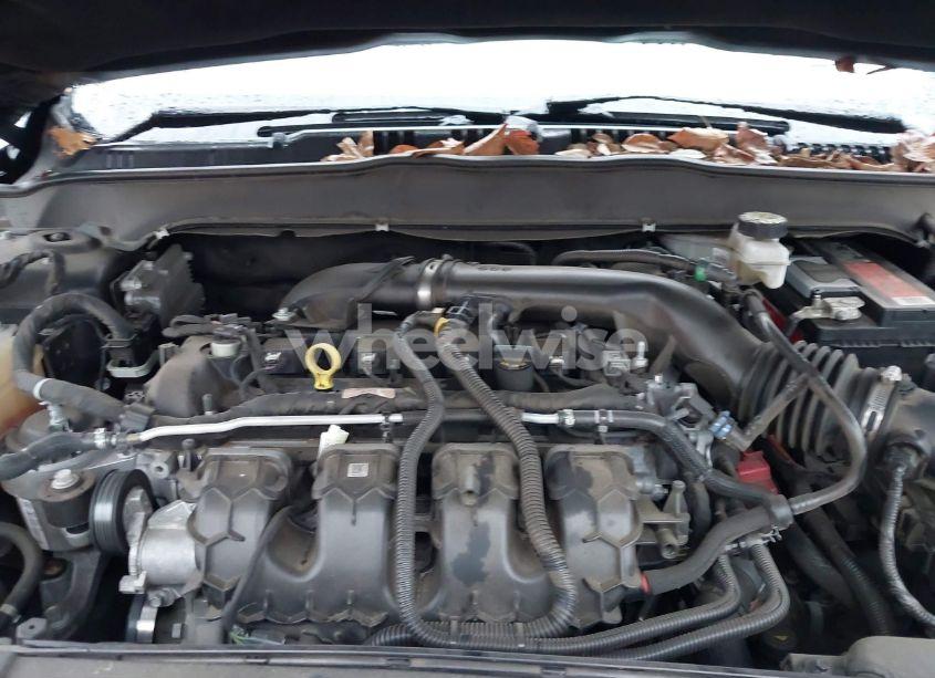 Photo 10 of 2019 Ford Fusion SE (VIN 3FA6P0T9XKR269275)