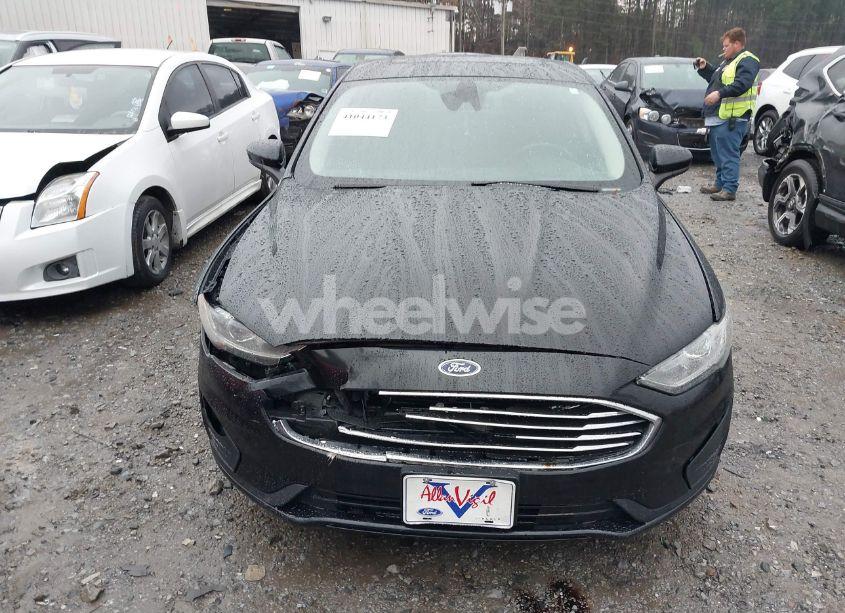 Photo 12 of 2019 Ford Fusion SE (VIN 3FA6P0T9XKR269275)