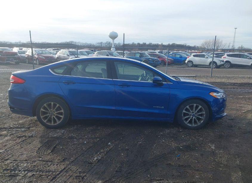 Photo 13 of 2017 Ford Fusion HYBRID S (VIN 3FA6P0UU0HR264730)