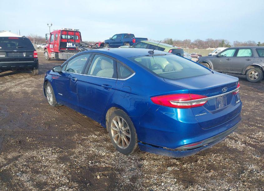 Photo 3 of 2017 Ford Fusion HYBRID S (VIN 3FA6P0UU0HR264730)