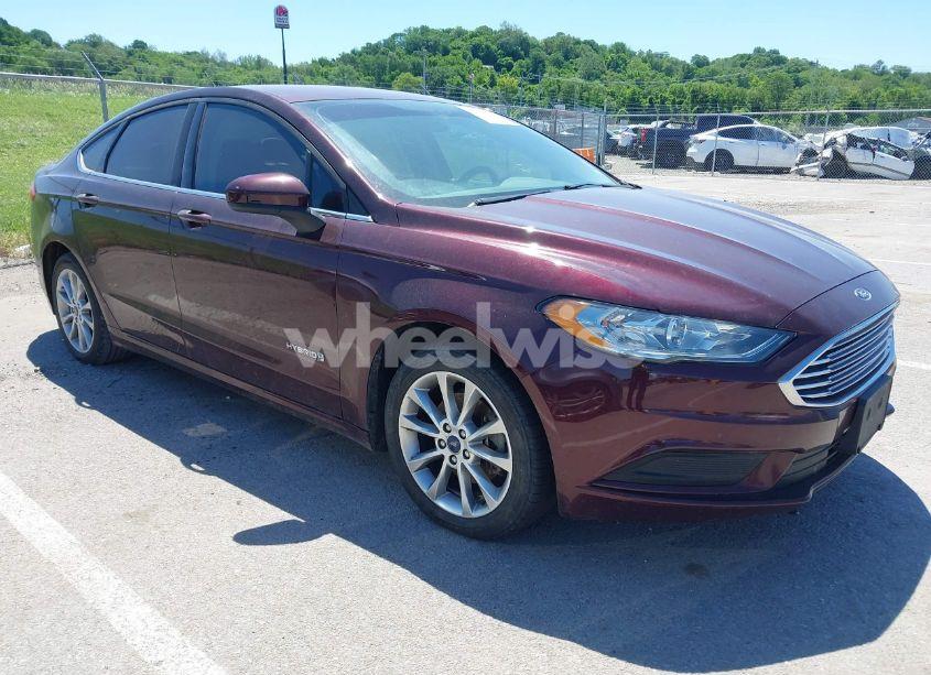 2017 Ford Fusion HYBRID S (VIN 3FA6P0UU1HR141258) main photo