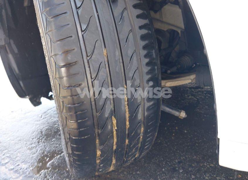 Photo 17 of 2018 Ford Fusion HYBRID S (VIN 3FA6P0UU1JR204607)