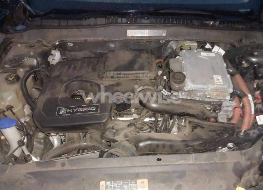 Photo 10 of 2015 Ford Fusion HYBRID S (VIN 3FA6P0UU2FR102241)