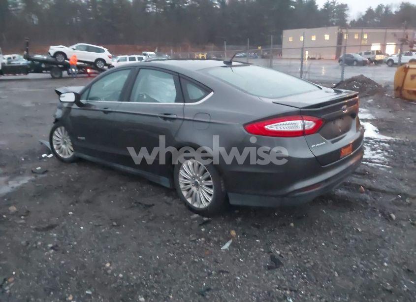 Photo 3 of 2015 Ford Fusion HYBRID S (VIN 3FA6P0UU2FR102241)