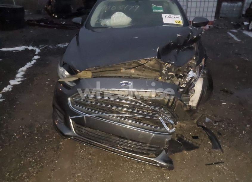 Photo 6 of 2015 Ford Fusion HYBRID S (VIN 3FA6P0UU2FR102241)