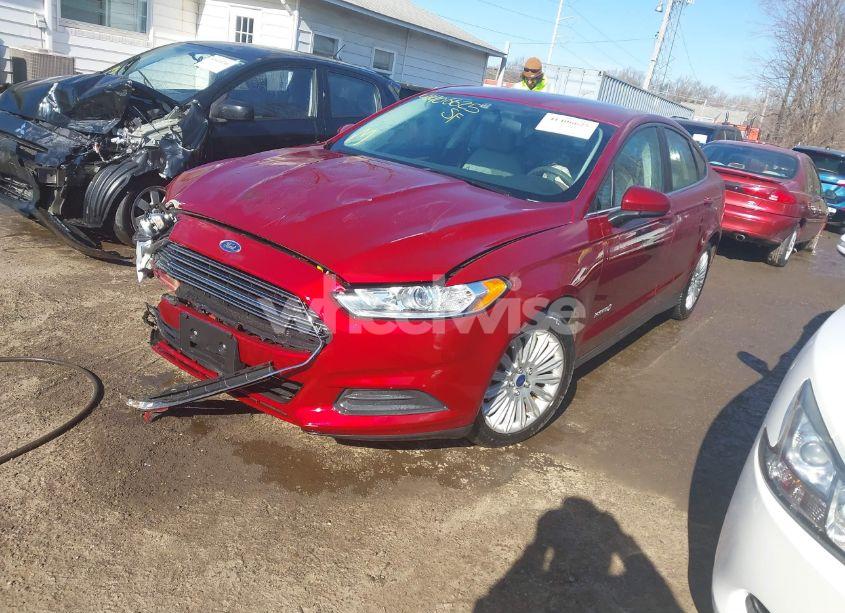 Photo 2 of 2015 Ford Fusion HYBRID S (VIN 3FA6P0UU2FR170409)