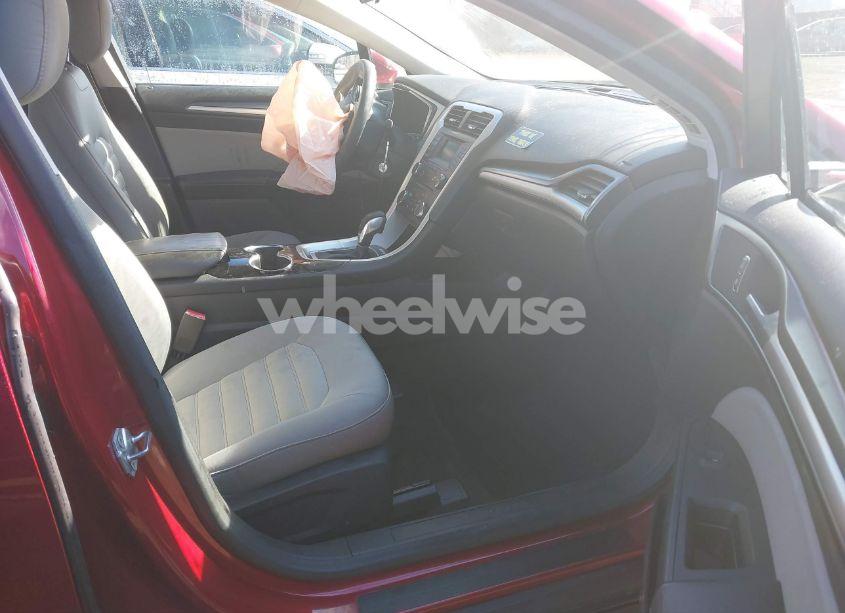 Photo 5 of 2015 Ford Fusion HYBRID S (VIN 3FA6P0UU2FR170409)