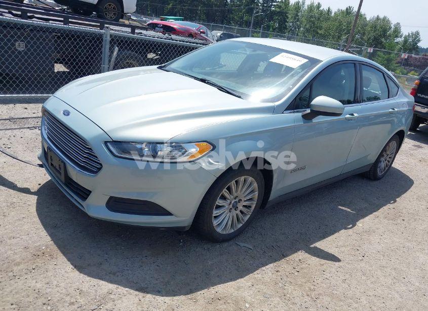Photo 2 of 2014 Ford Fusion HYBRID S (VIN 3FA6P0UU3ER220717)