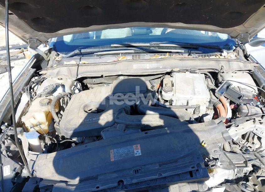 Photo 10 of 2014 Ford Fusion HYBRID S (VIN 3FA6P0UU3ER252129)