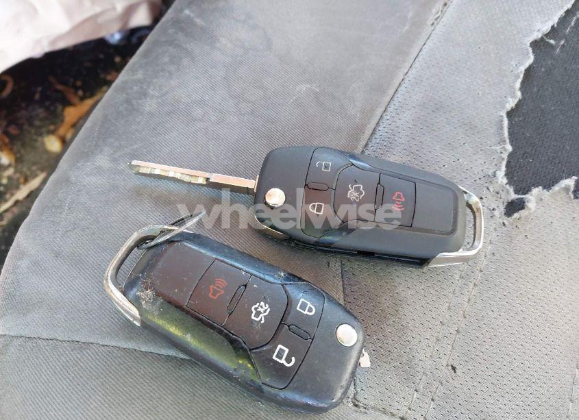 Photo 11 of 2014 Ford Fusion HYBRID S (VIN 3FA6P0UU3ER252129)