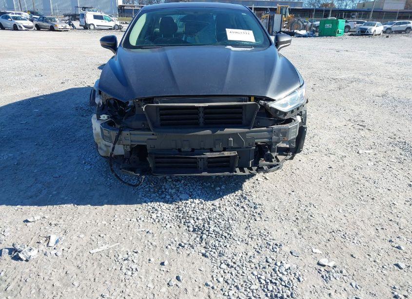 Photo 12 of 2018 Ford Fusion HYBRID S (VIN 3FA6P0UU3JR122376)