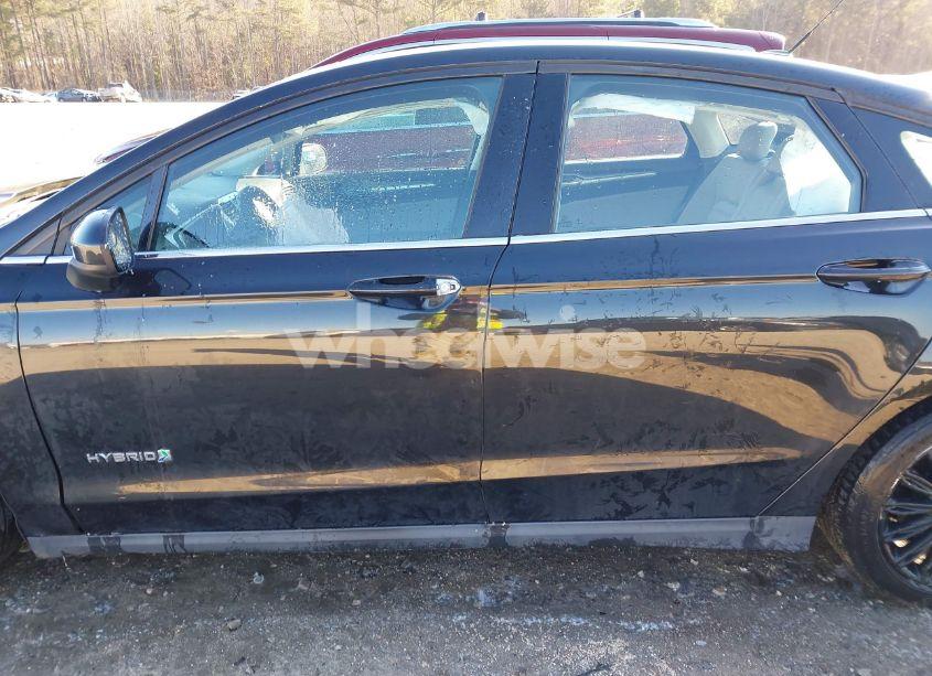 Photo 15 of 2015 Ford Fusion HYBRID S (VIN 3FA6P0UU4FR132583)