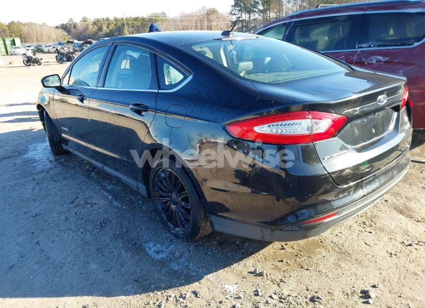 Photo 3 of 2015 Ford Fusion HYBRID S (VIN 3FA6P0UU4FR132583)