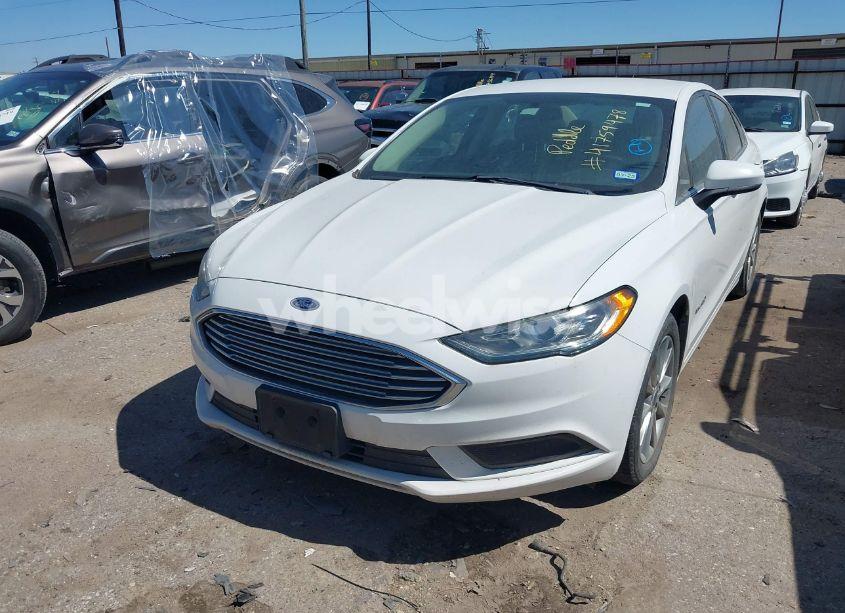 Photo 6 of 2017 Ford Fusion HYBRID S (VIN 3FA6P0UU4HR312035)