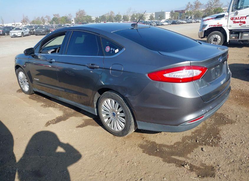 Photo 3 of 2014 Ford Fusion HYBRID S (VIN 3FA6P0UU5ER131182)