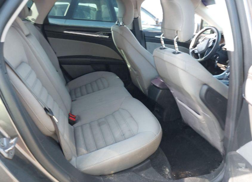 Photo 8 of 2014 Ford Fusion HYBRID S (VIN 3FA6P0UU5ER131182)