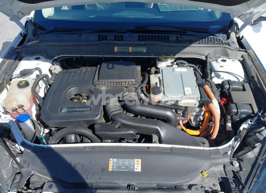 Photo 10 of 2018 Ford Fusion HYBRID S (VIN 3FA6P0UU5JR122606)