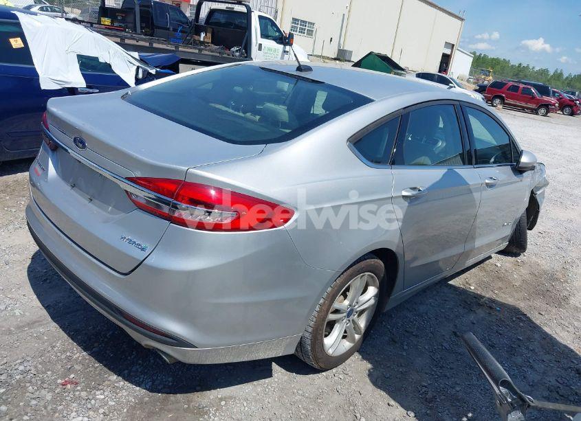 Photo 4 of 2018 Ford Fusion HYBRID S (VIN 3FA6P0UU6JR100162)