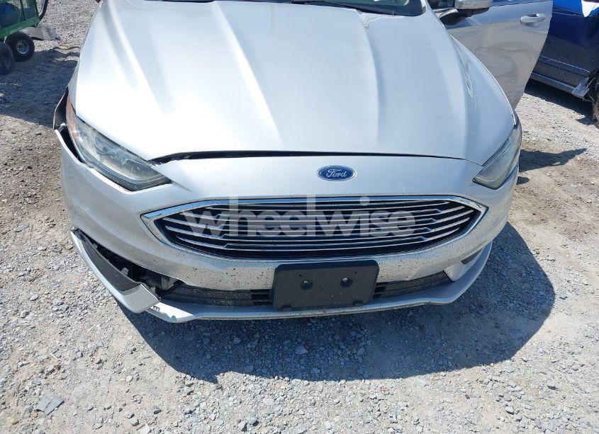 Photo 6 of 2018 Ford Fusion HYBRID S (VIN 3FA6P0UU6JR100162)