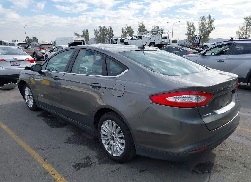 Photo 3 of 2014 Ford Fusion HYBRID S (VIN 3FA6P0UU7ER234538)