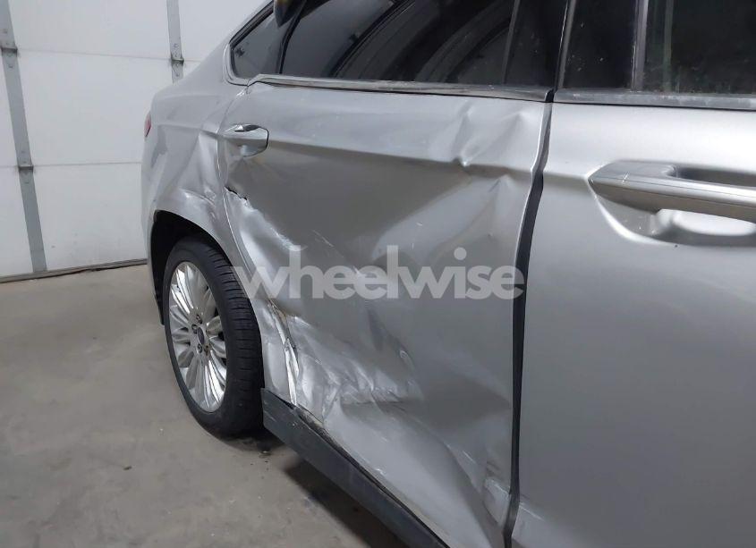 Photo 12 of 2015 Ford Fusion HYBRID S (VIN 3FA6P0UU8FR172343)